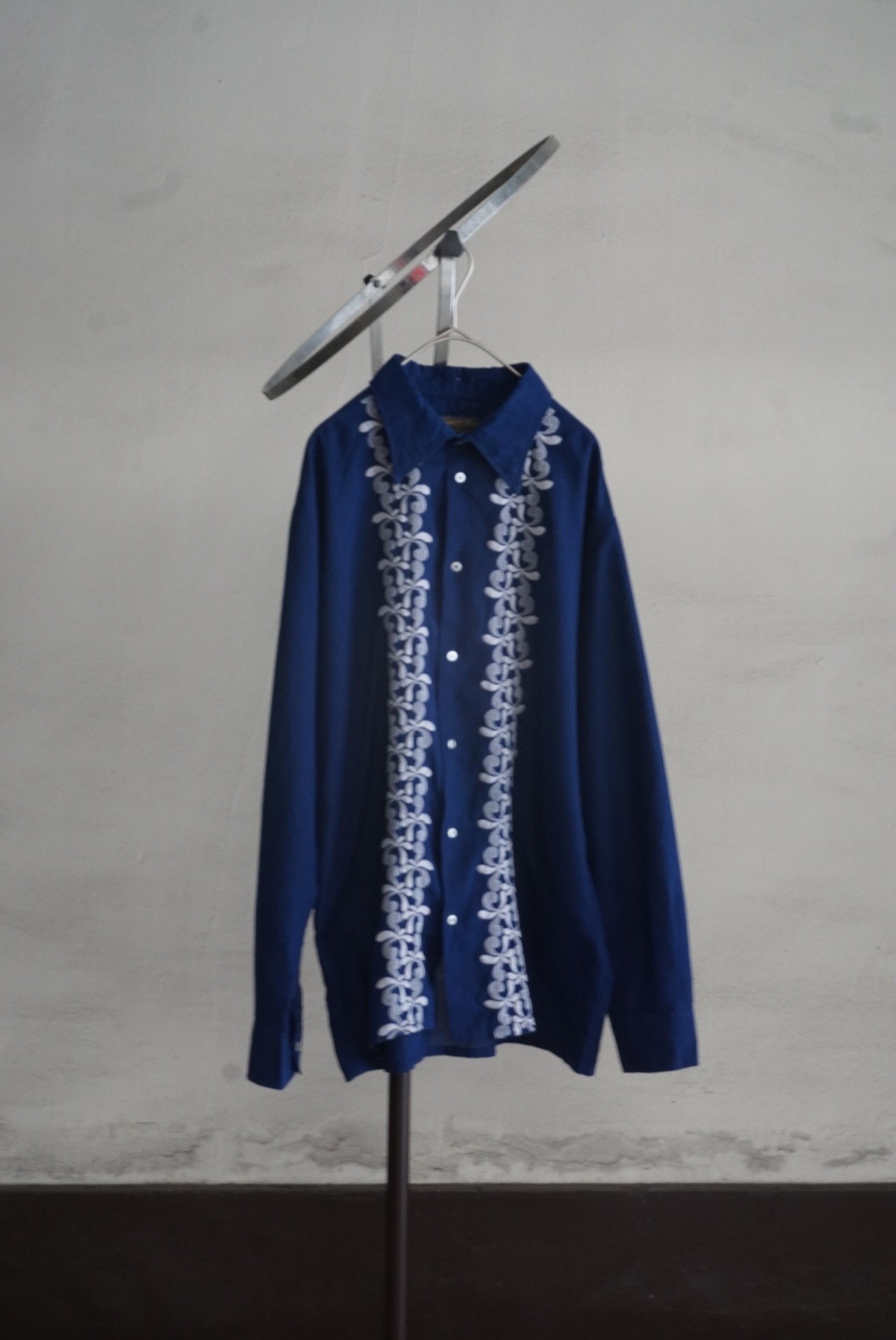 60-70s  “twenty-five” Embroidered Shirt