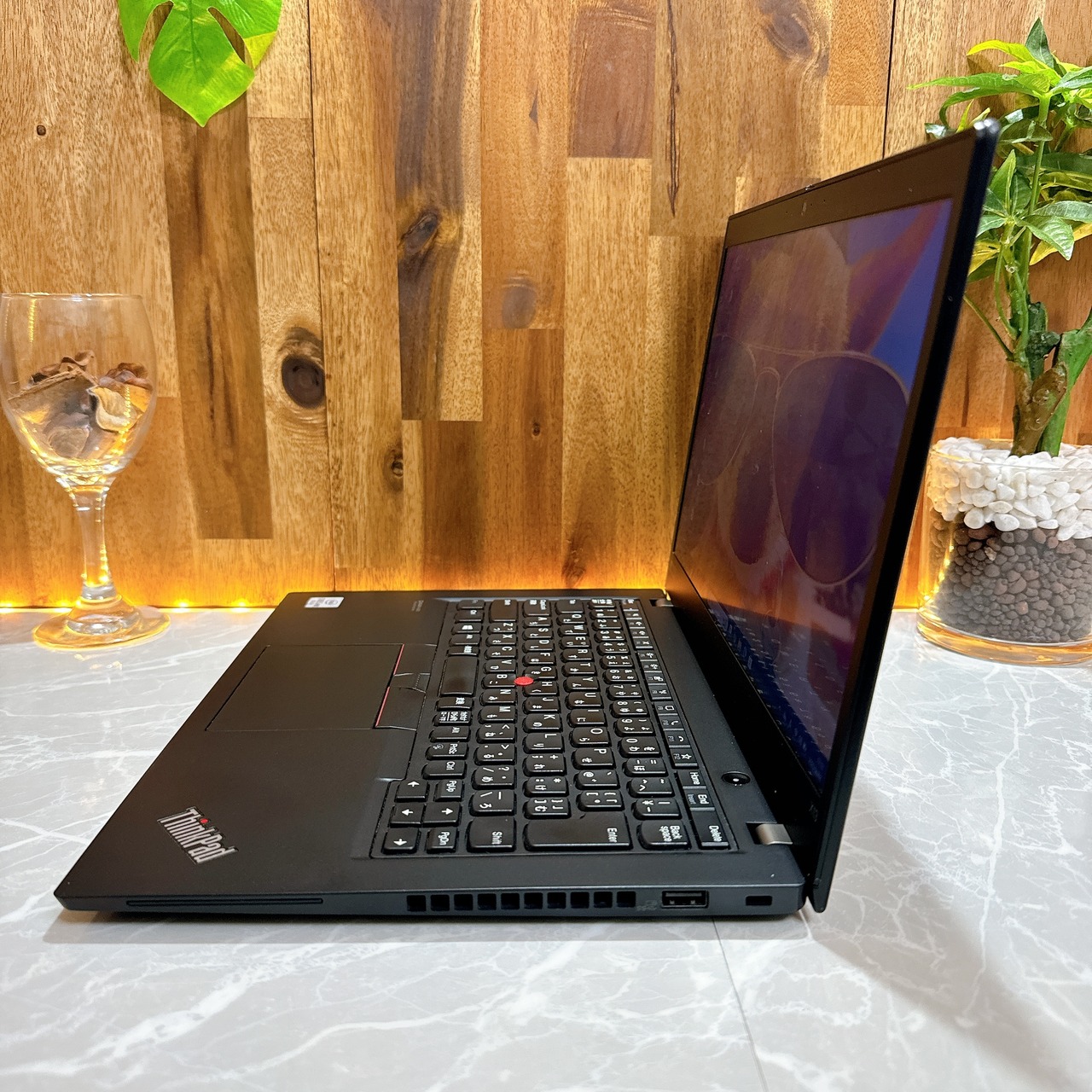 人気/ Lenovo ThinkPad X13 /Core i5第10世代/メモリ8GB/SSD256GB/ノートパソコン