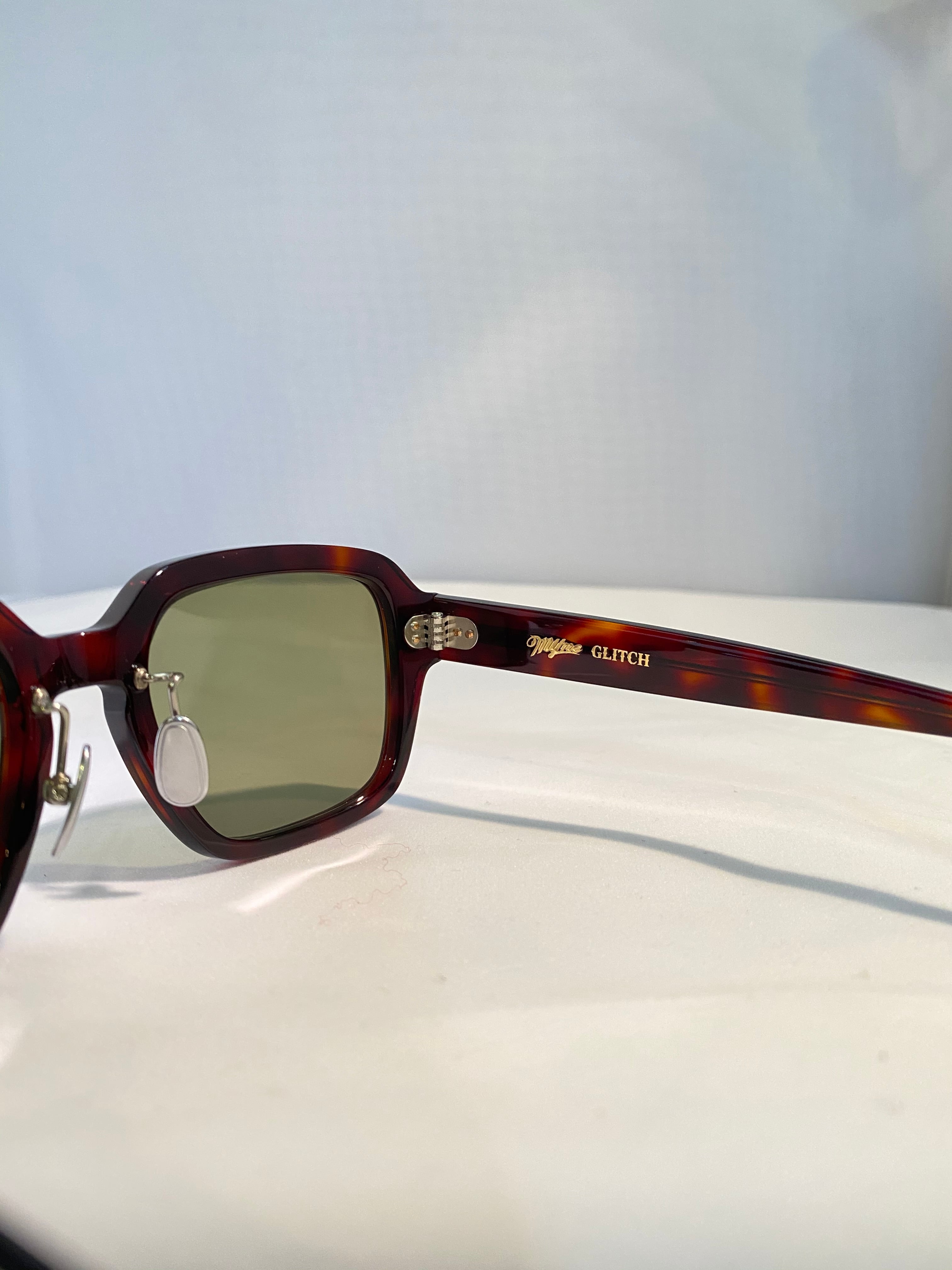 Myne×glitch eyewearMyne×glitch eyewear サングラス 本当に 安い 通販