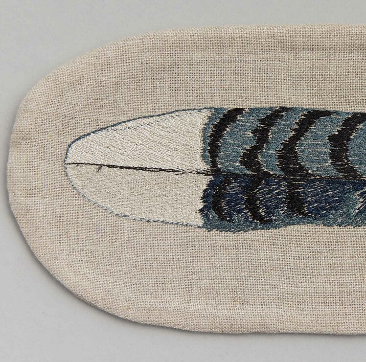 廃番] CORAL&TUSK [Blue Jay Feather Pouch] 羽根モチーフ刺繍 ポーチ 