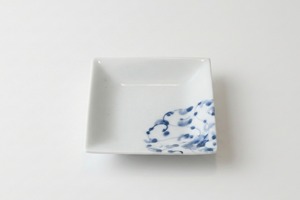 天平正角小皿菊唐草／アリタポーセリンラボ