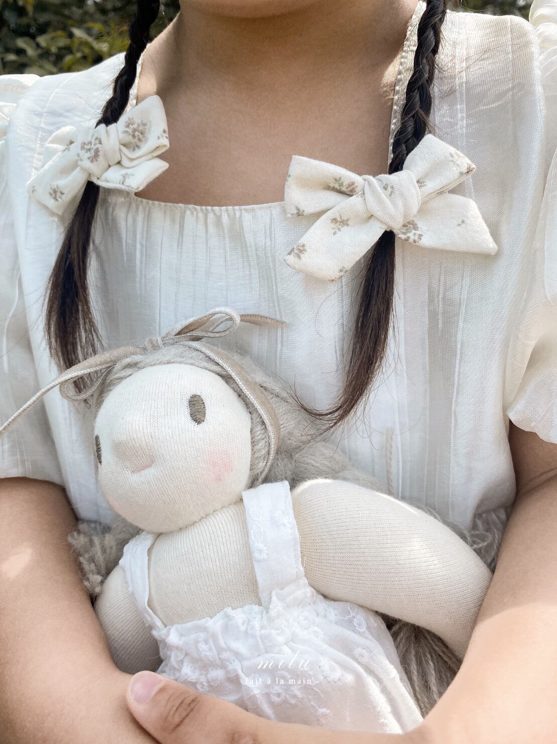 flower ribbon clip / milu