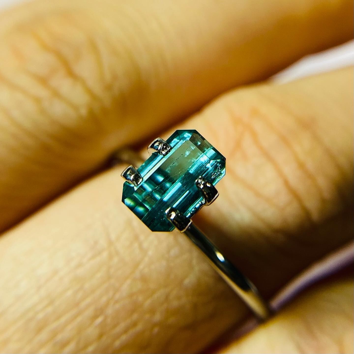 ラグーン〜ピーコック+ネオン感な極上カラー トルマリン1