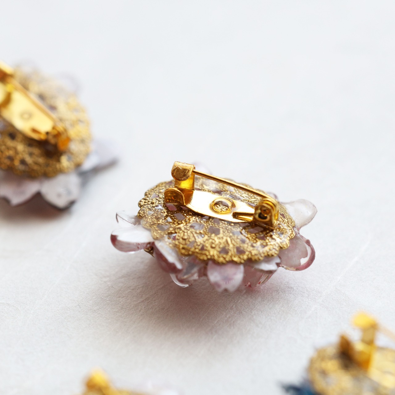 浪漫 - 和風 花束ブローチ（四輪咲き）【1点物】