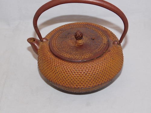 鉄瓶(明茶、あられ)iron kettle(light brown color hail)