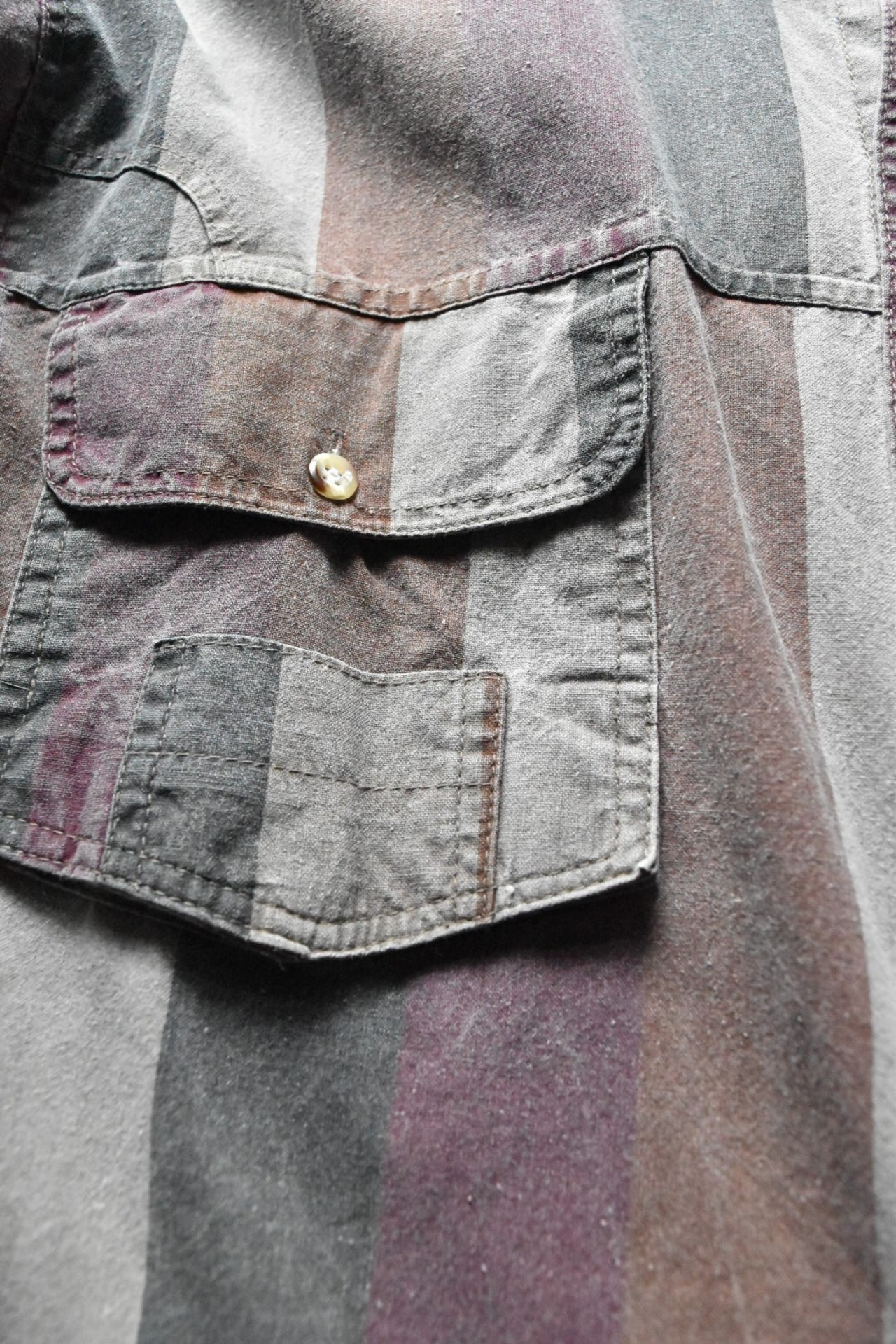 Dark blown border fade shirt