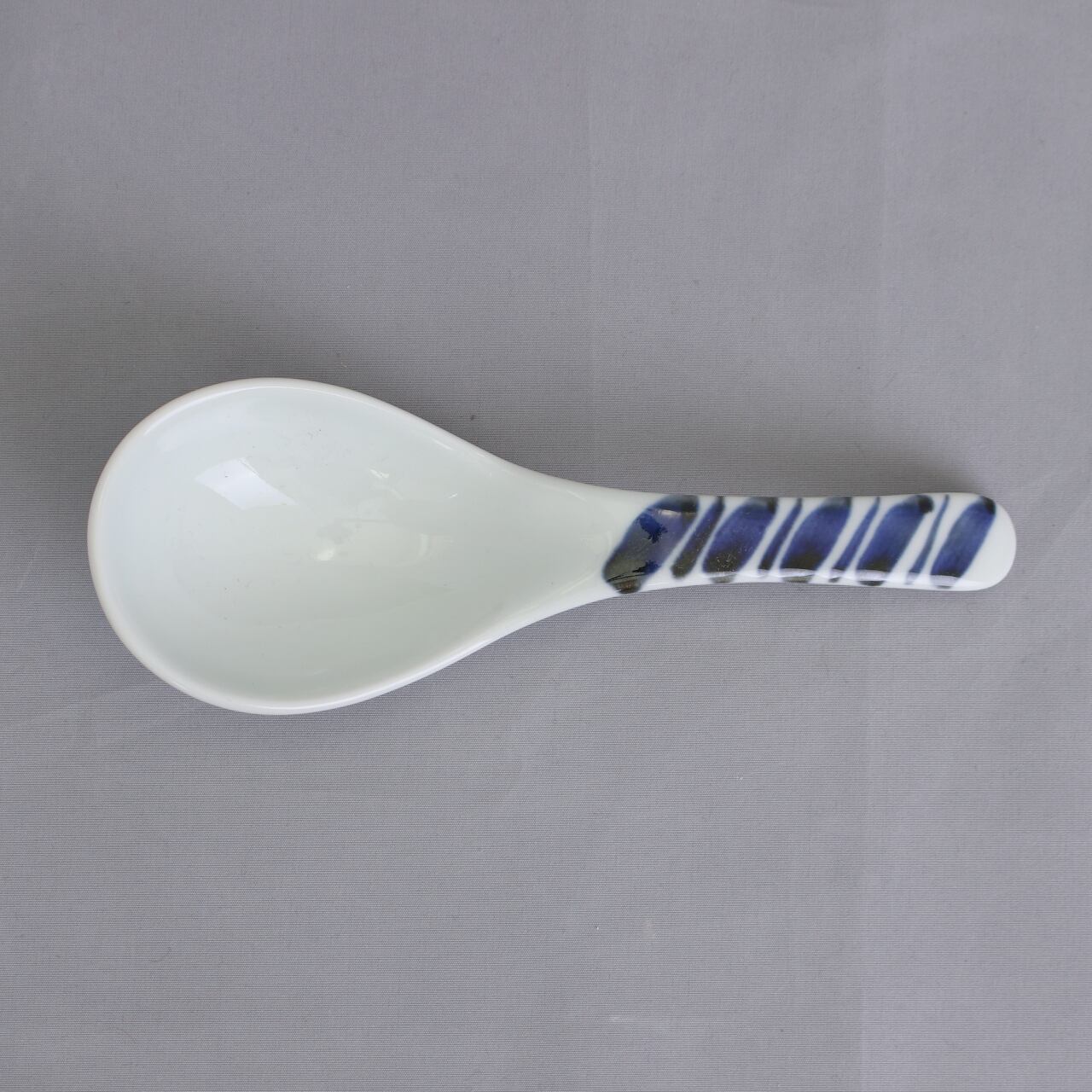 砥部焼 千山窯 レンゲ 十草