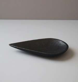雫型小鉢　鉄染め　栗材　215 × 110mm