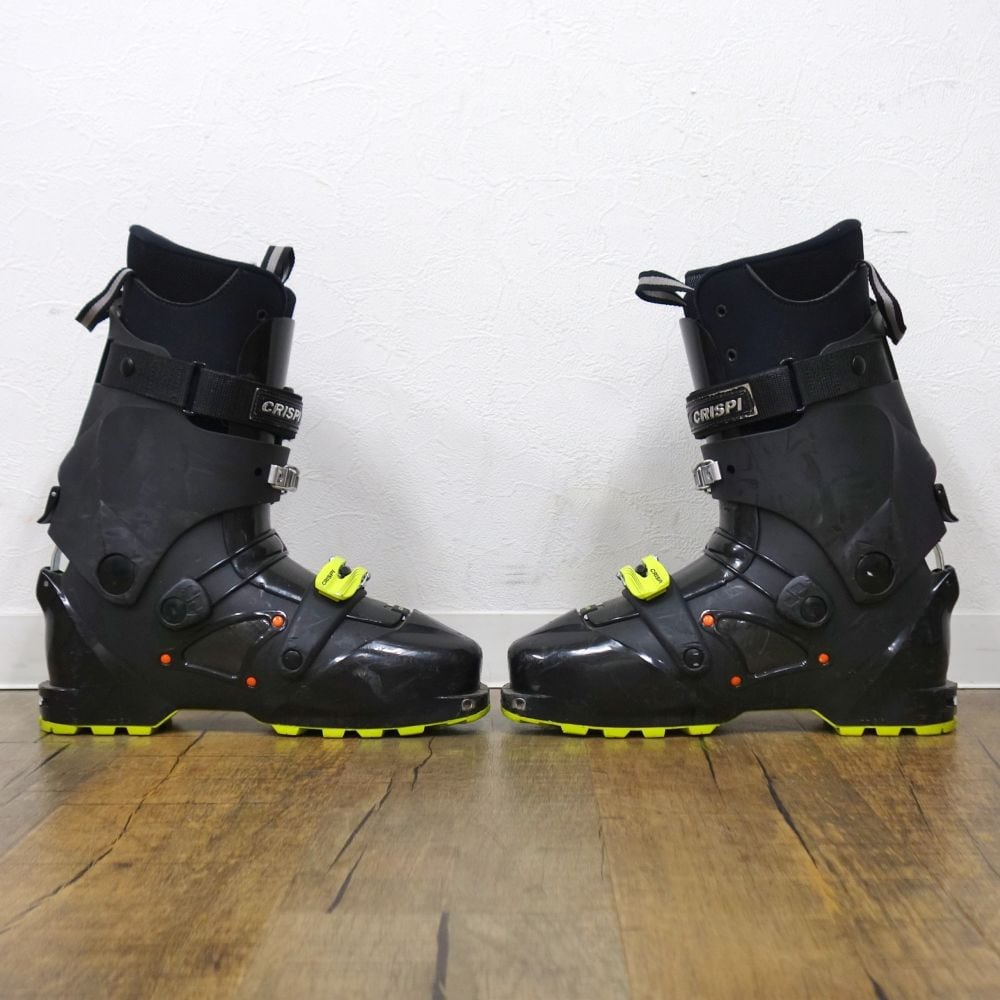 CRISPI バックカントリースキー用ブーツ CRISPI バックカントリースキー用ブーツ
