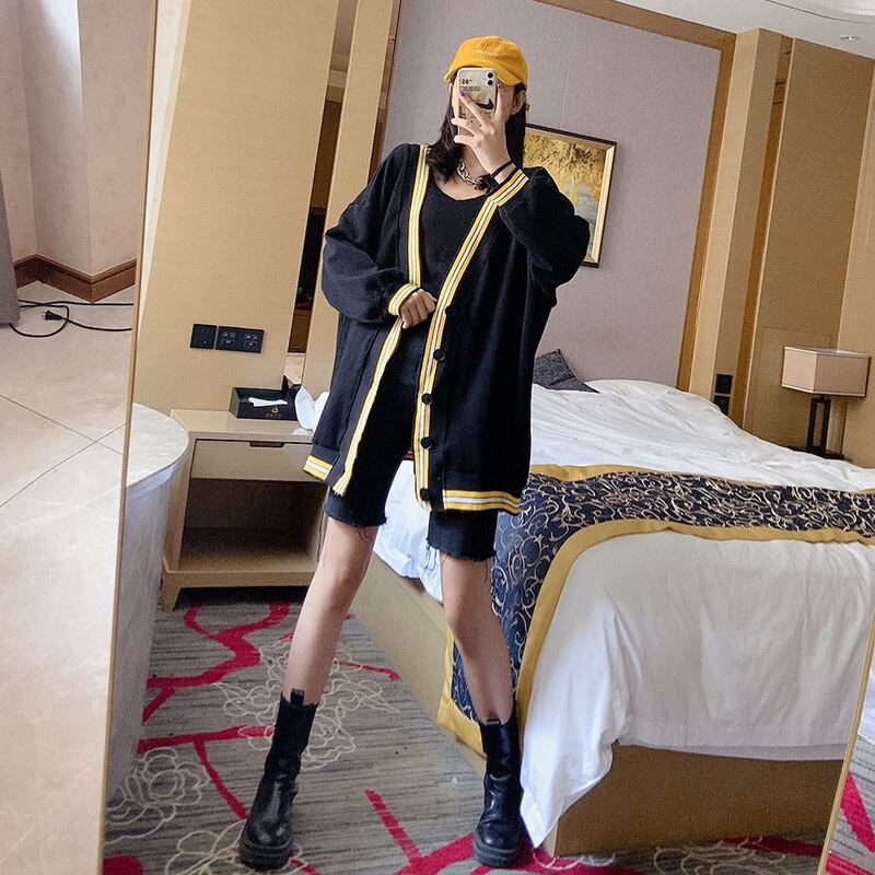 ラージサイズのファットmmデザインのブラウス、年齢を減らすウエスタンスタイルの女性の秋の長袖カーディガン、肉を覆う、薄いVネックの漫画のジャケット ミックスインファッション55199534608