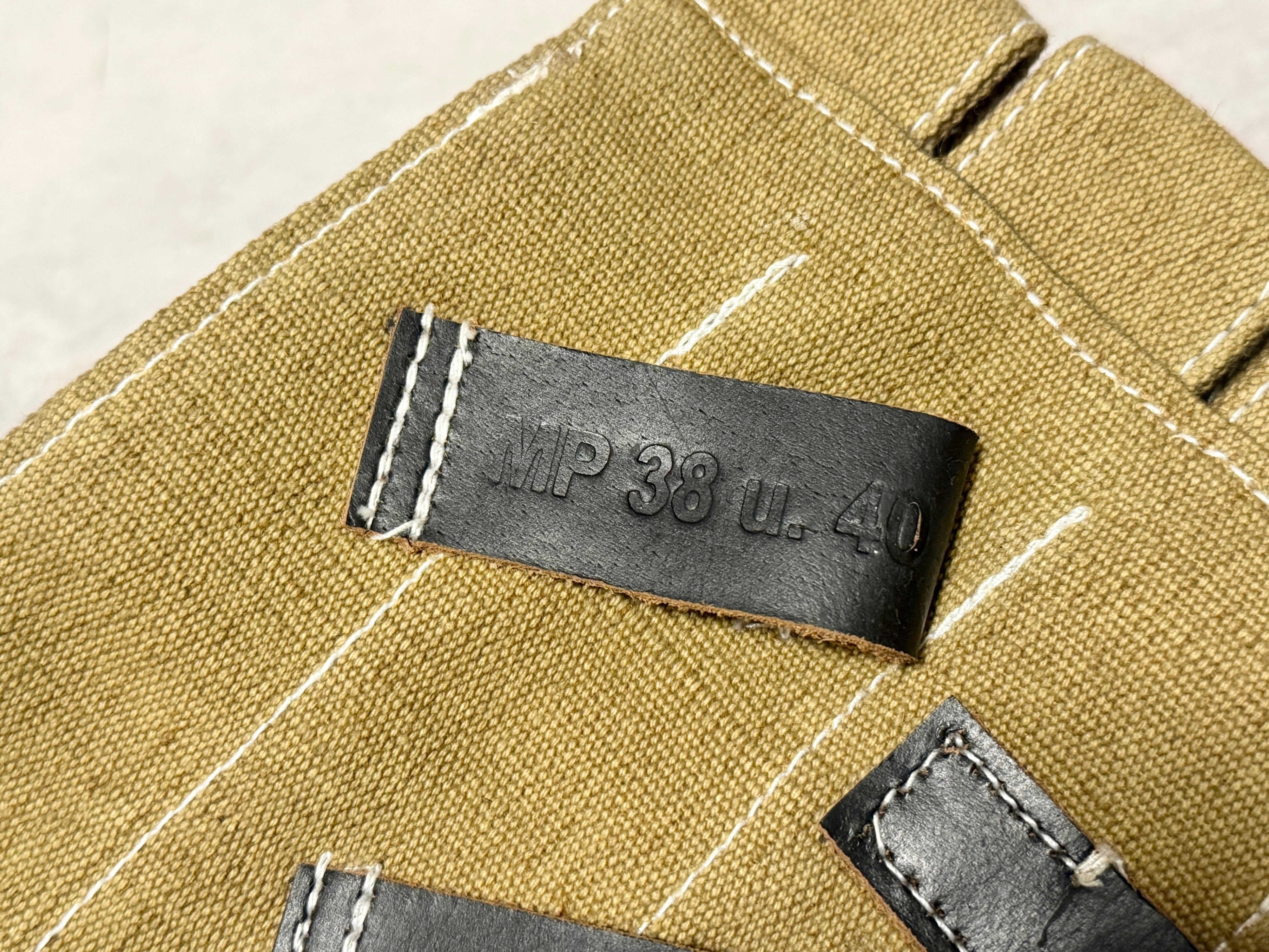 WWII ドイツ軍 MP40マガジンポーチ カーキ(マスターライン