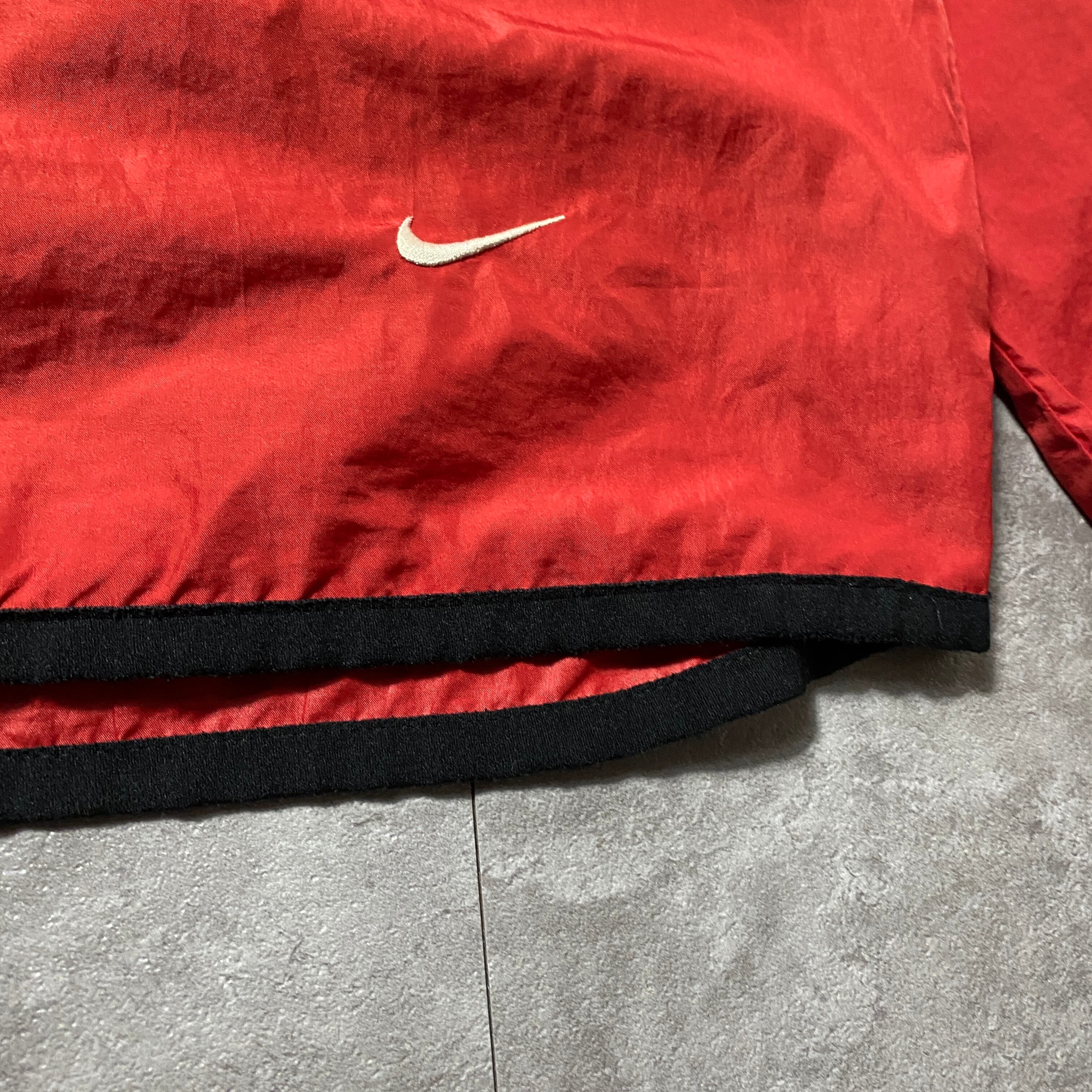 90's NIKE ナイキ スウォッシュ 刺繍ロゴ レッド 赤 ハーフ 90's NIKE ナイキ スウォッシュ 刺繍ロゴ レッド 赤 ハーフ
