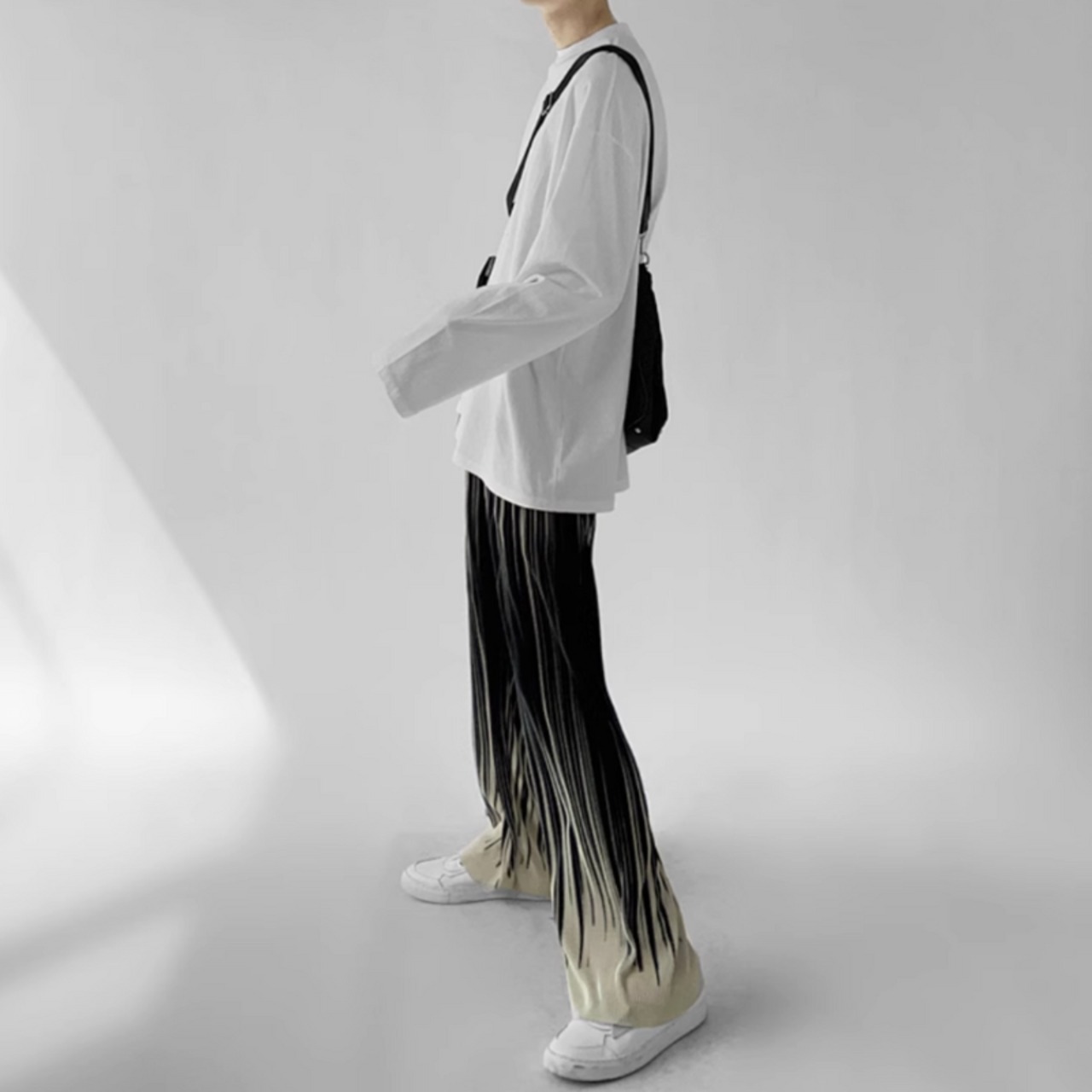 プリーツモードプリントストレートパンツ　0643