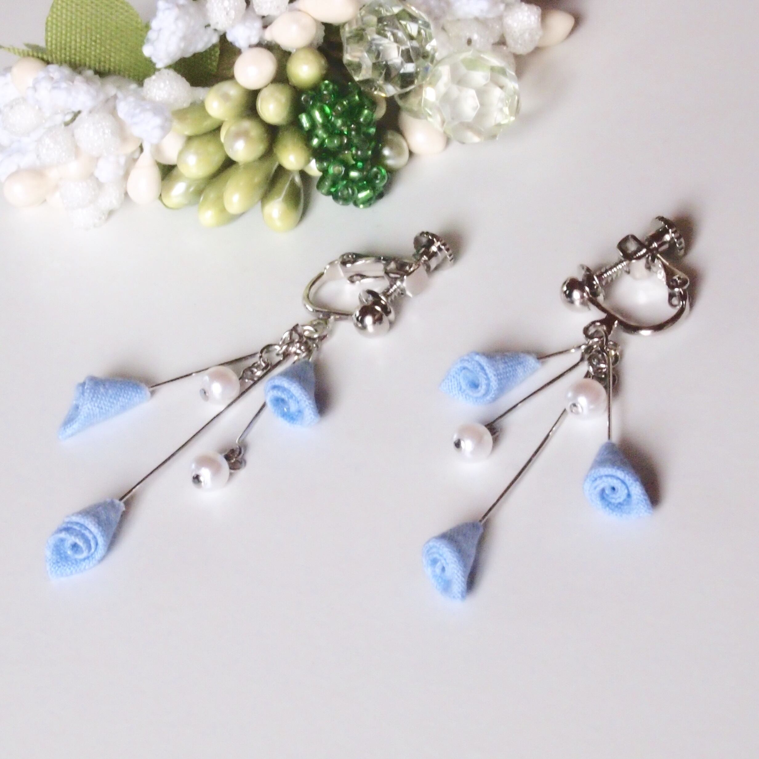 リリイ様専用です！つまみ細工パーツ 二重剣つまみ 二重半くすお花 【