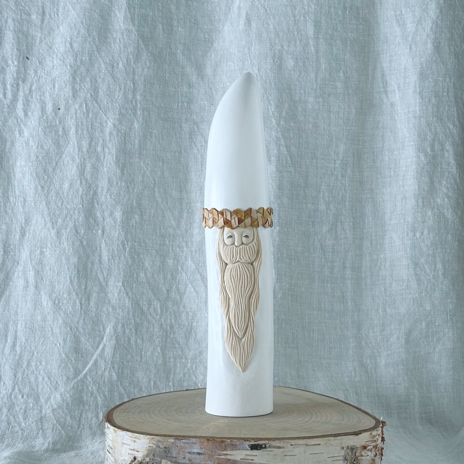 #28 SHIRAKABA SANTA tall white