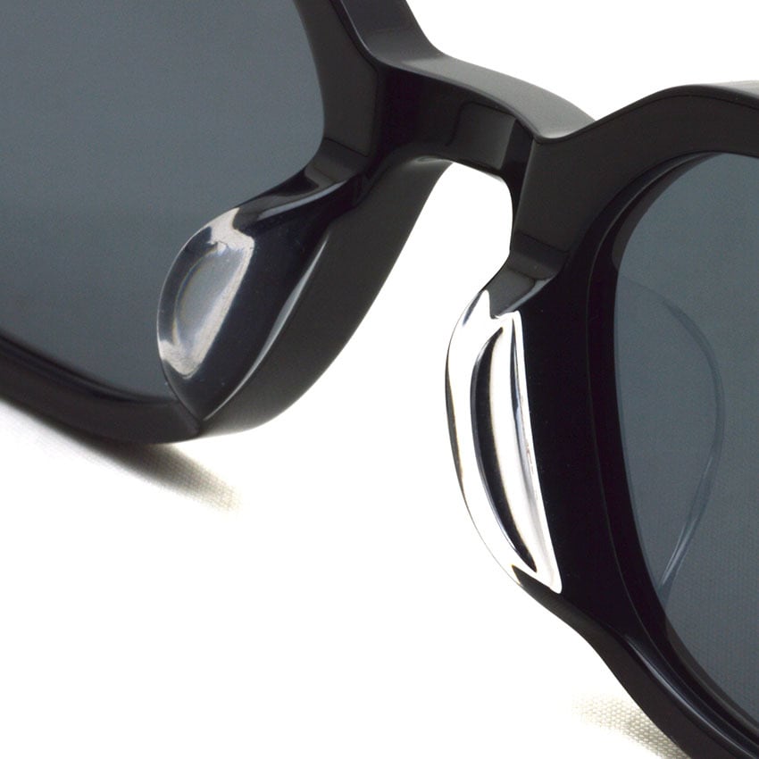 A.D.S.R. / VEDDER / 01 Shiny Black - Black lenses ブラック