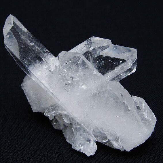 タンザニア マニャラ州産　クロム トレモライト 　24g　天然石　鉱物　標本 再入荷 タンザニア マニャラ州産 クロム トレモライト 24g 天然石 鉱物