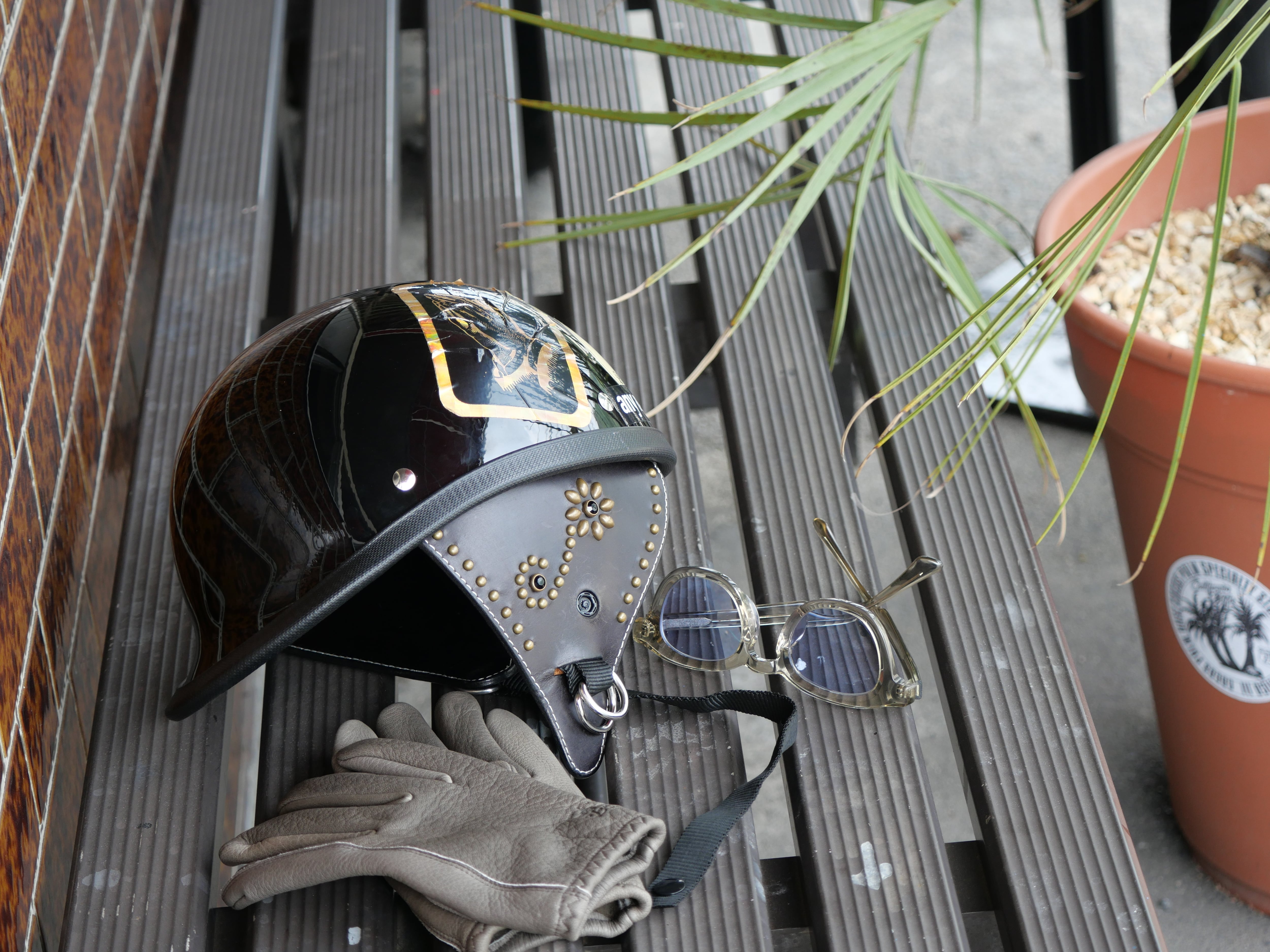 TT&CO.ヘルメット専用】any motorcycleスタッズイヤーカバー