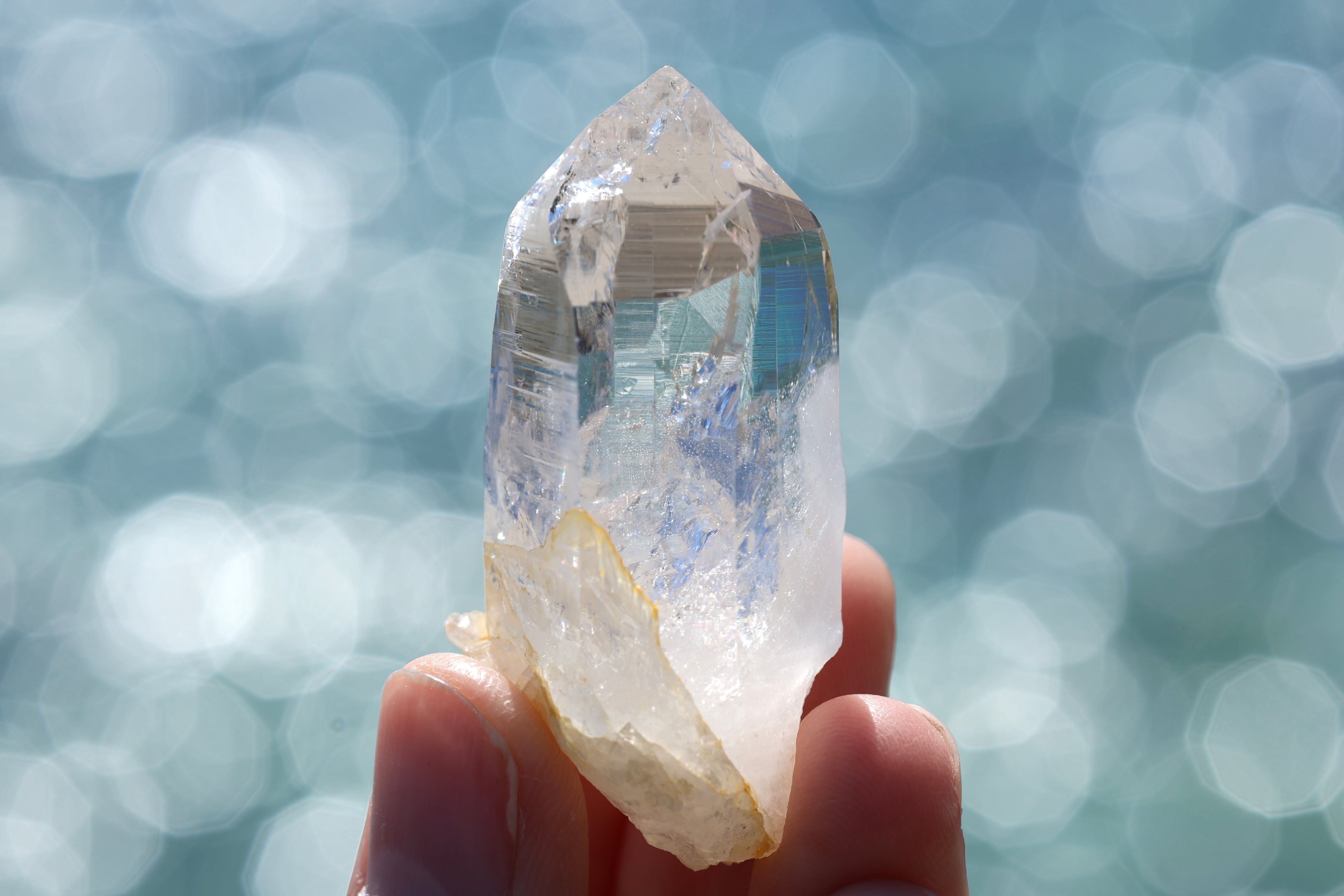 ガネーシュヒマール産 | 石垣島の夜光貝アクセサリーとヒマラヤ水晶の