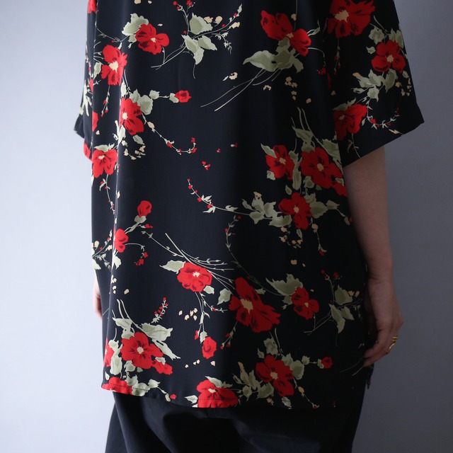 beautiful flower pattern and good button design h/s shirt