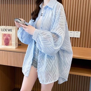 【送料無料】 カーディガン 3色 日焼け防止 UV サマーカーディガン ガウン 冷房対策 ショートコート アウター 羽織り 長袖 Vネック 襟付き フレア Aライン 透け感 シースルー ホワイト ブルー ピンク 大人カラー ニュアンスカラー 薄手生地 かわいい 大人可愛い 綺麗 シンプル カジュアル 大人 上品 おしゃれ お洒落 大人女子 こなれ感 コンサバ 定番アイテム 体型カバー フェミニン ガーリー 夏 女性 レディース ママ 20代 30代 40代 デート お出かけ 女子会 お呼ばれ アウトドア