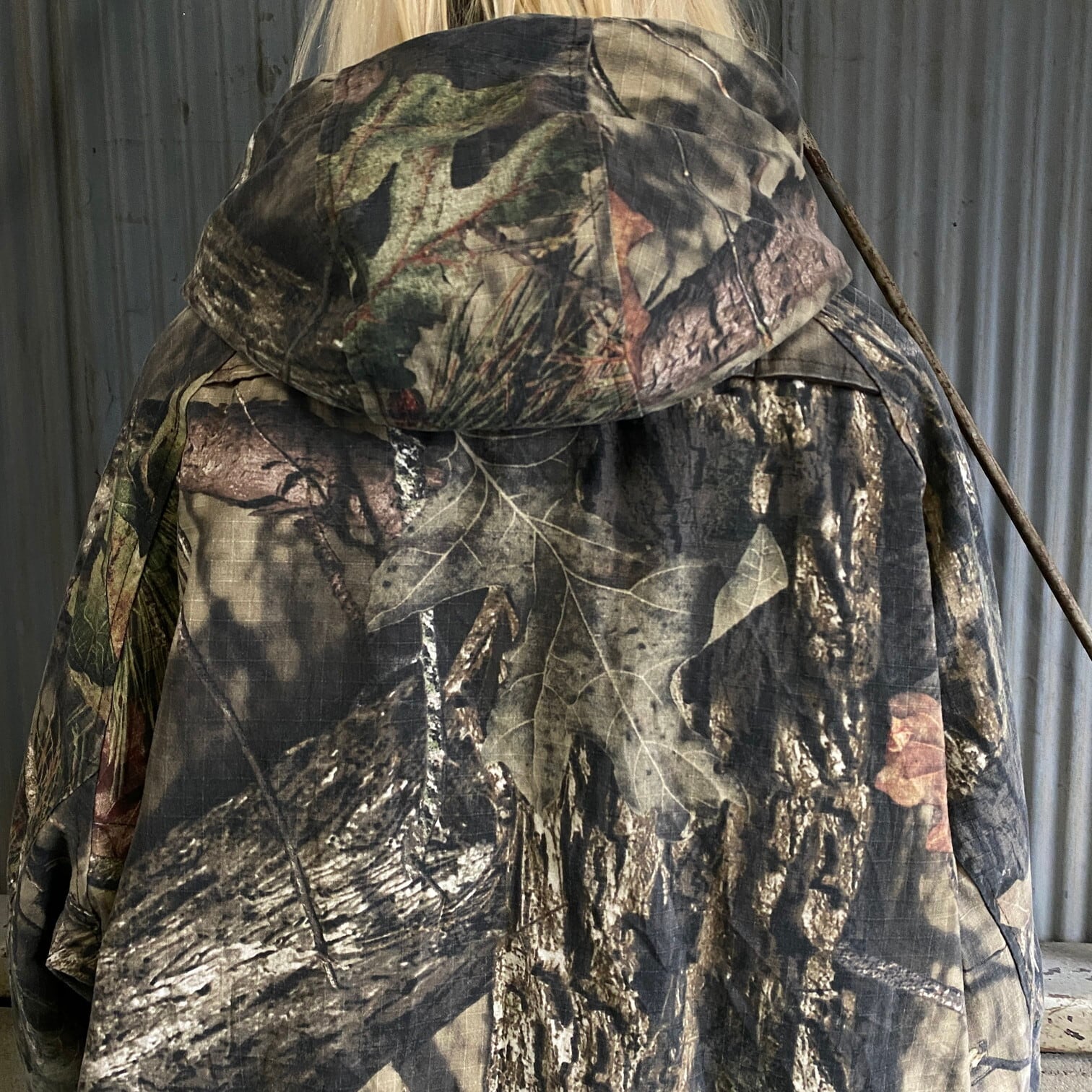 ビッグサイズ MOSSY OAK APPAREL リアルツリーカモ 中綿 コットンパーカー メンズ2XL 古着 迷彩柄 総柄 フーディー ブルゾン  大きいサイズ 【ワークジャケット】【CS2301-40】 | cave 古着屋【公式】古着通販サイト