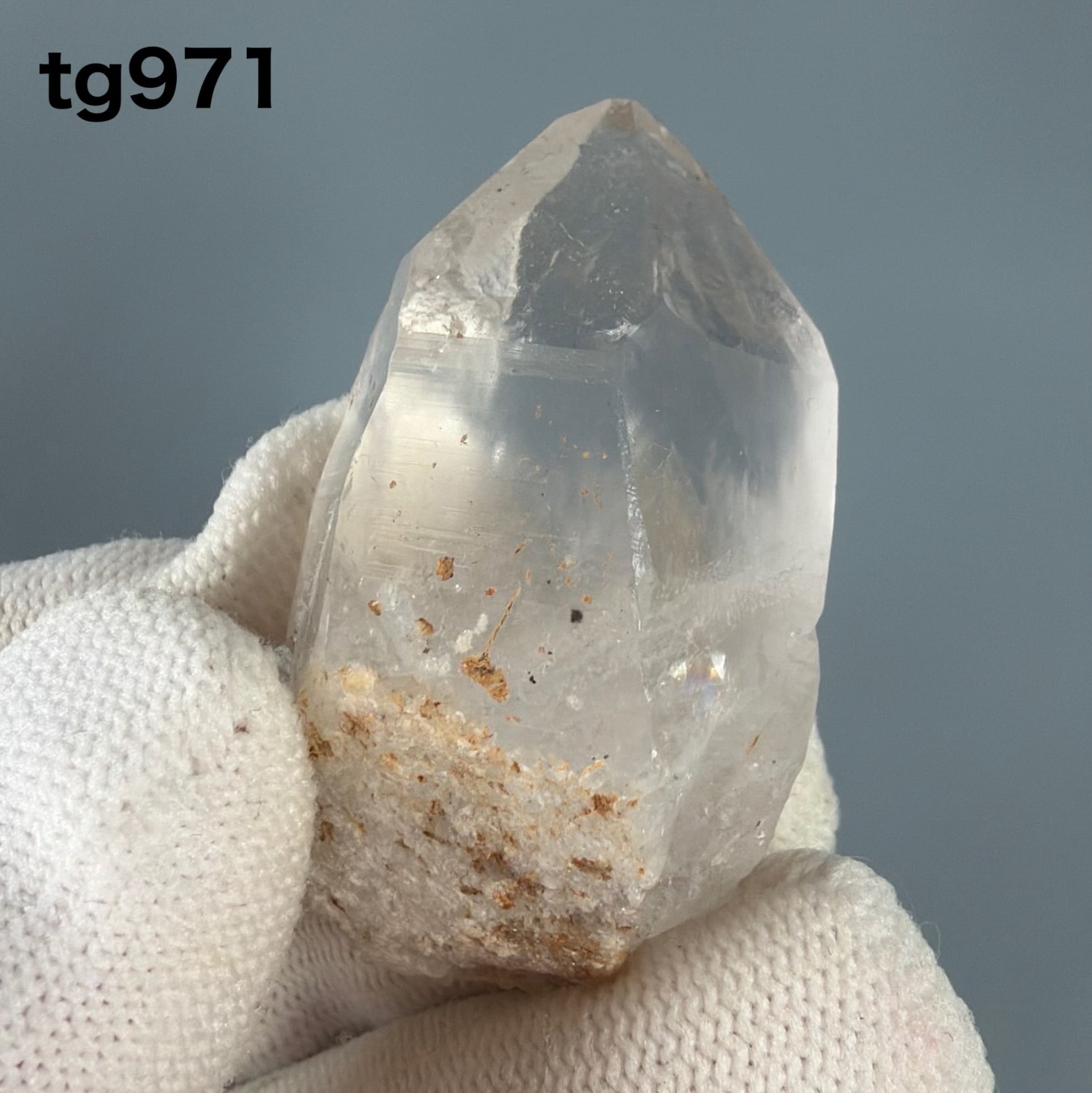 ガネーシュヒマール産 ヒマラヤ水晶 41ミリ 原石ポイント tg868