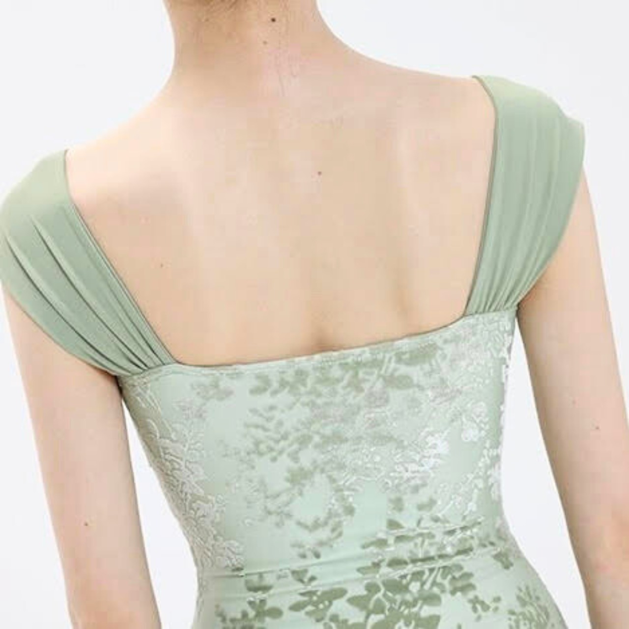 ベルベットレリーフ フラットライン レオタード L1189