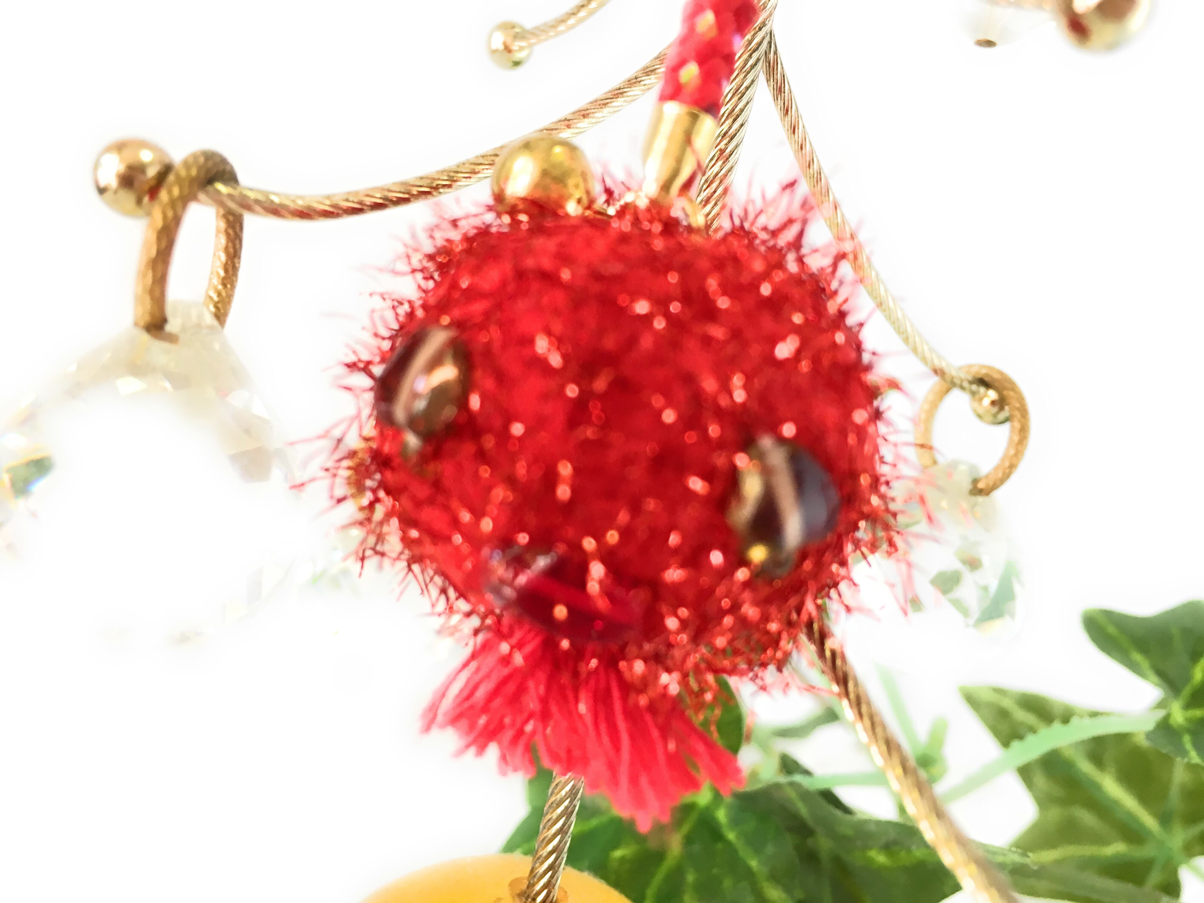 幸せ呼ぶケサランパサラン＊赤＊勝負・パワー | フラワーハーモニー