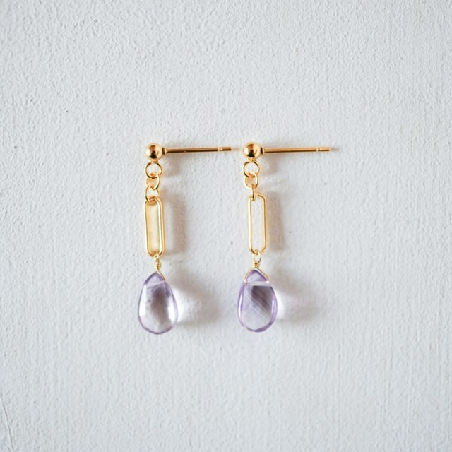 ぷるんとしたぶどうのようなアメジストのしずく型ピアス/イヤリング