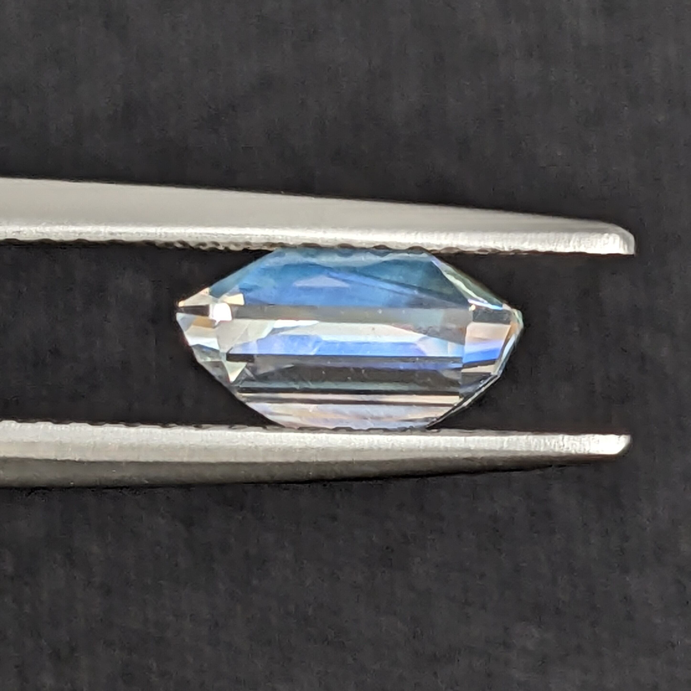 ムーンストーンルース マダガスカル産【1.63ct】PRO206581 | Gem's