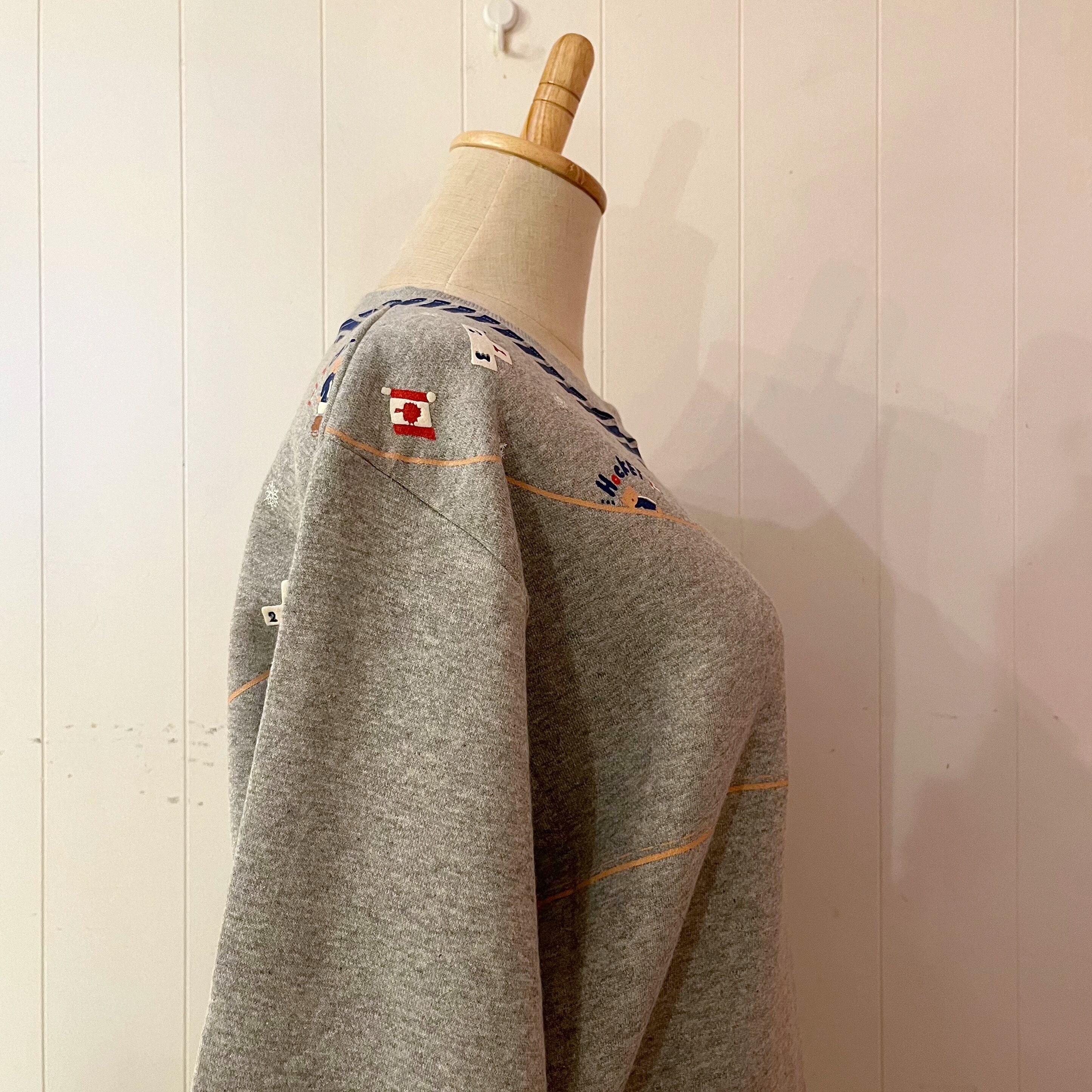 bear ice hockey sweat