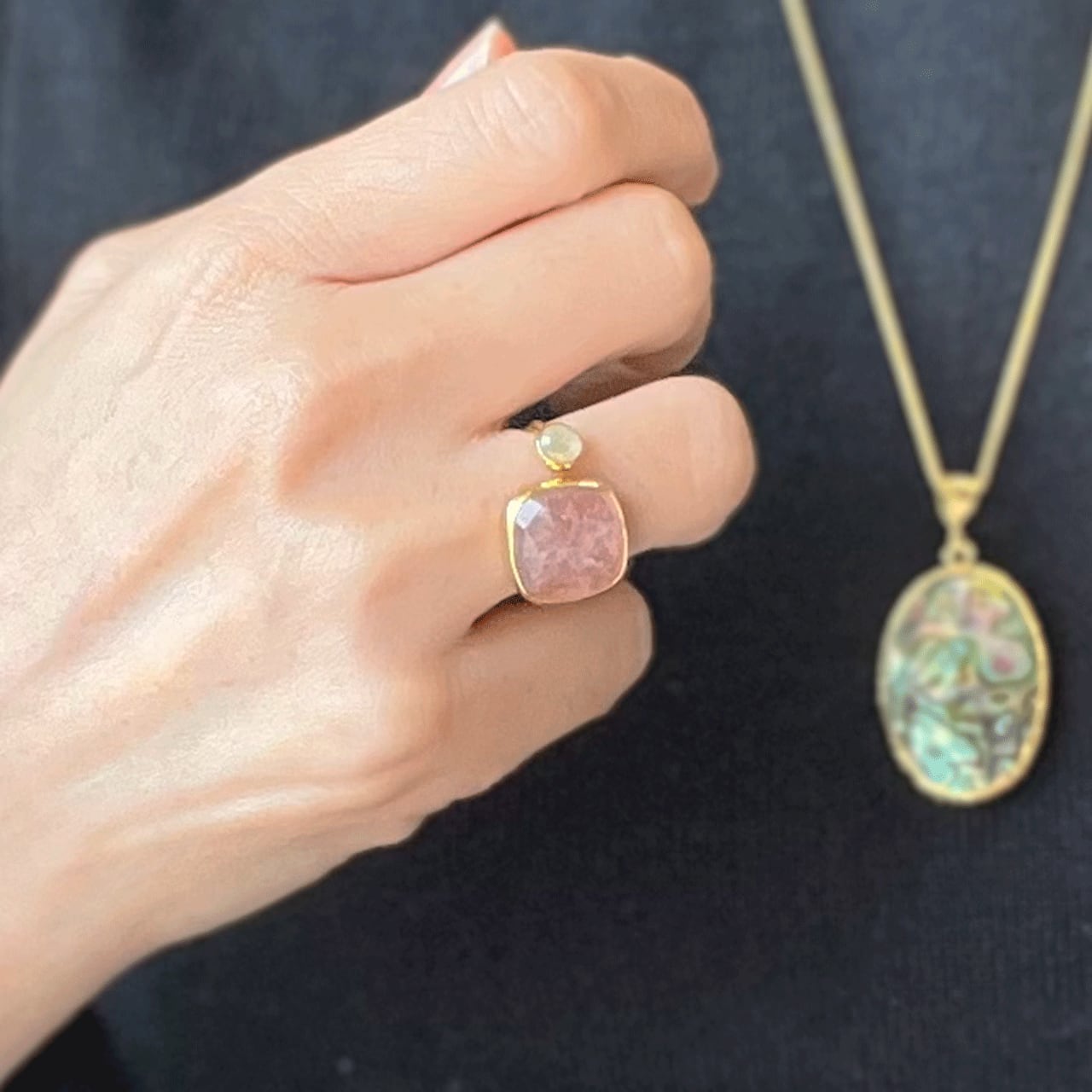 【再入荷】*Silver 18KGF* ストロベリークオーツ&Gルチル Wストーンリング