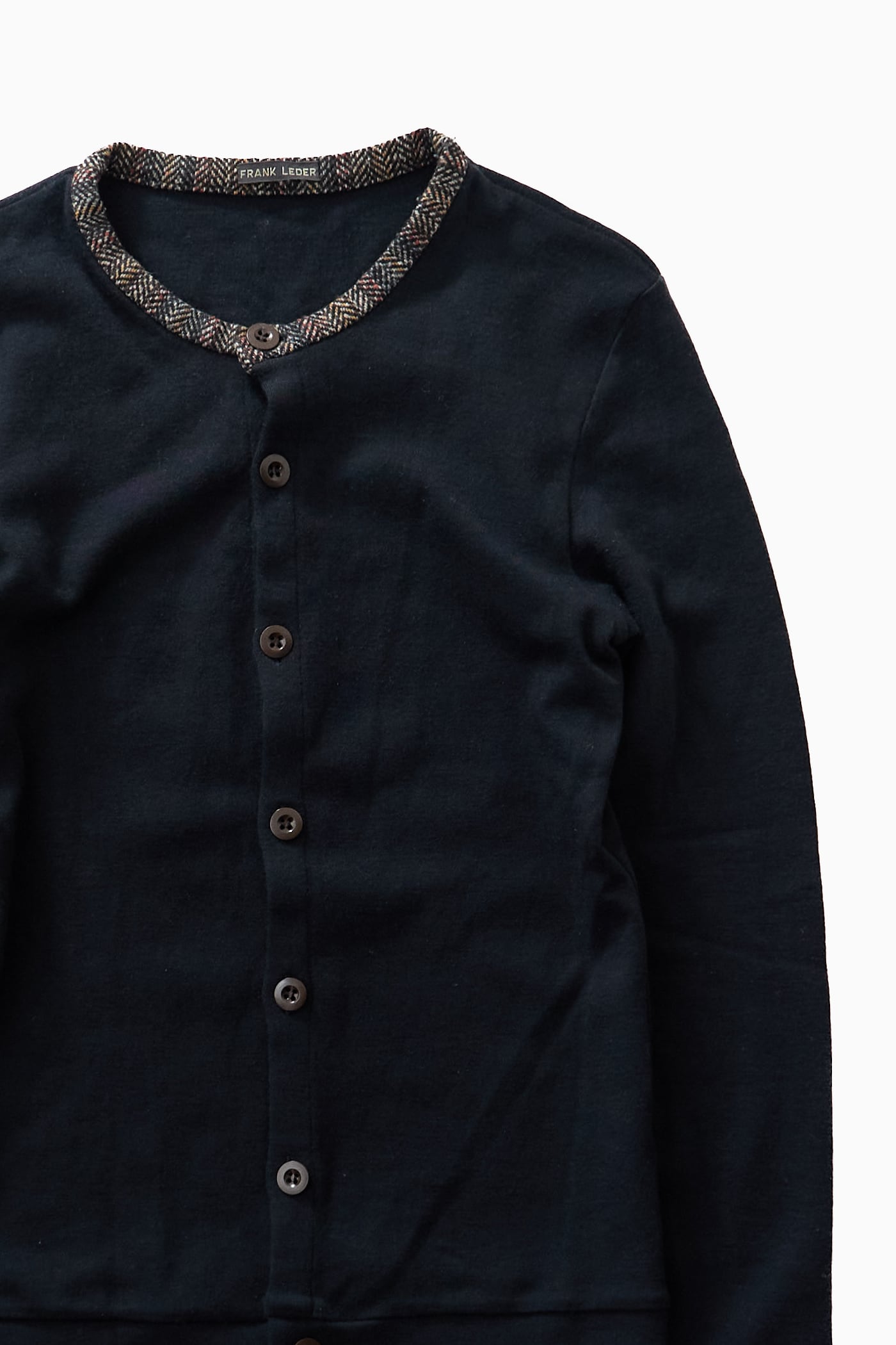 FRANK LEDER HERRINGBONE COLLAR BLACK CARDIGAN | Reben｜デザイン