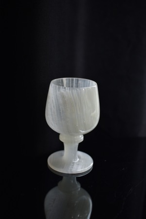 Onyx wine glass