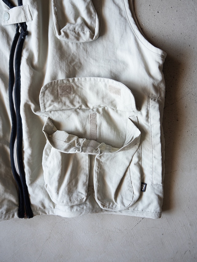 "Columbia" used Field vest