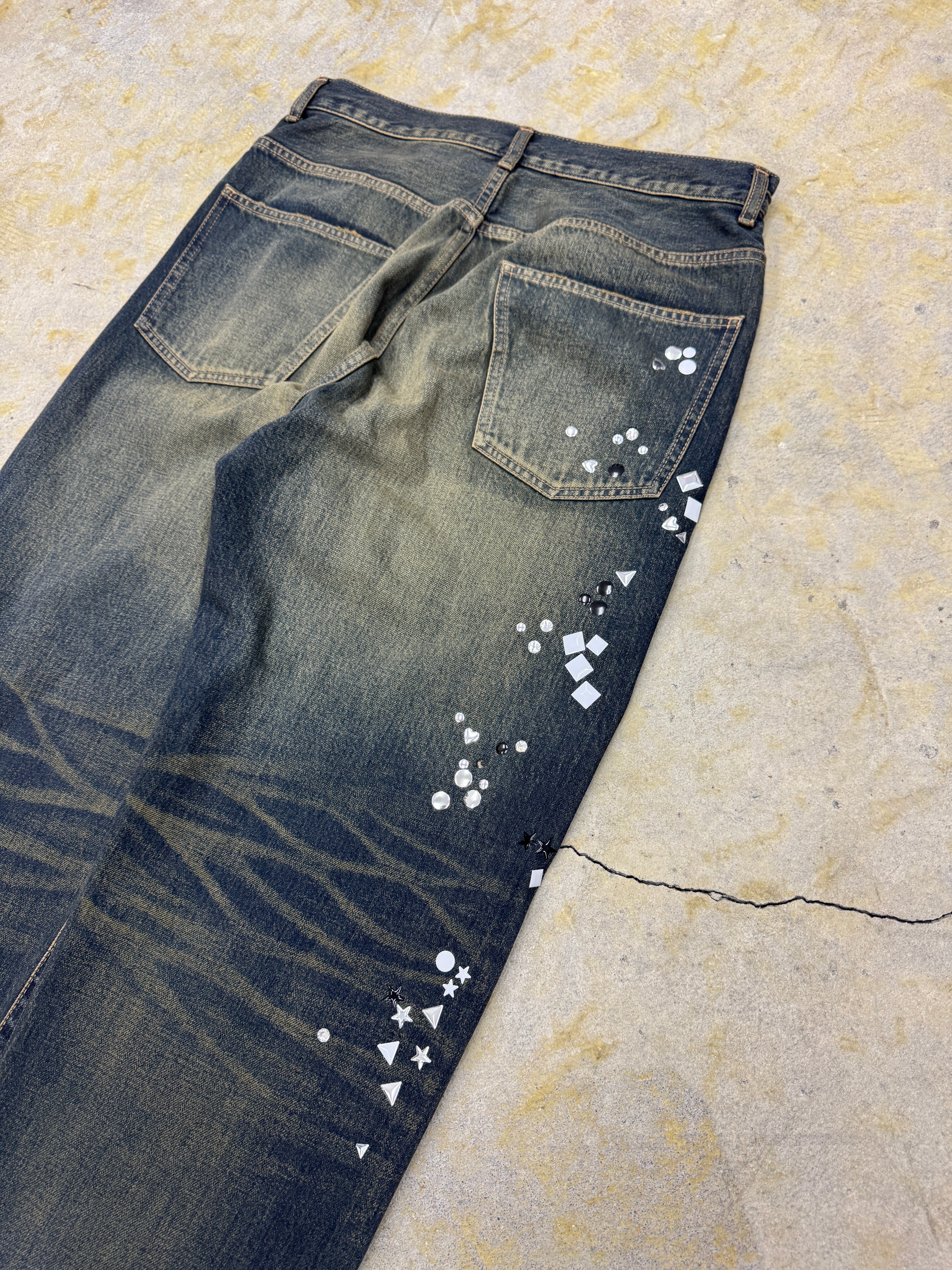 Maison MIHARA YASUHIRO | EMBELLISHED JEANS | INDIGO | HOWDAY