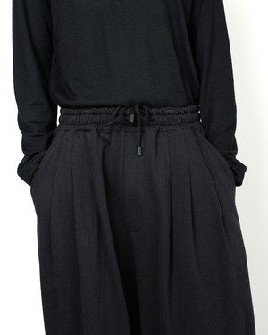 ROTOL "Solid Sweat Triple Tuck pants〔BLACK〕"