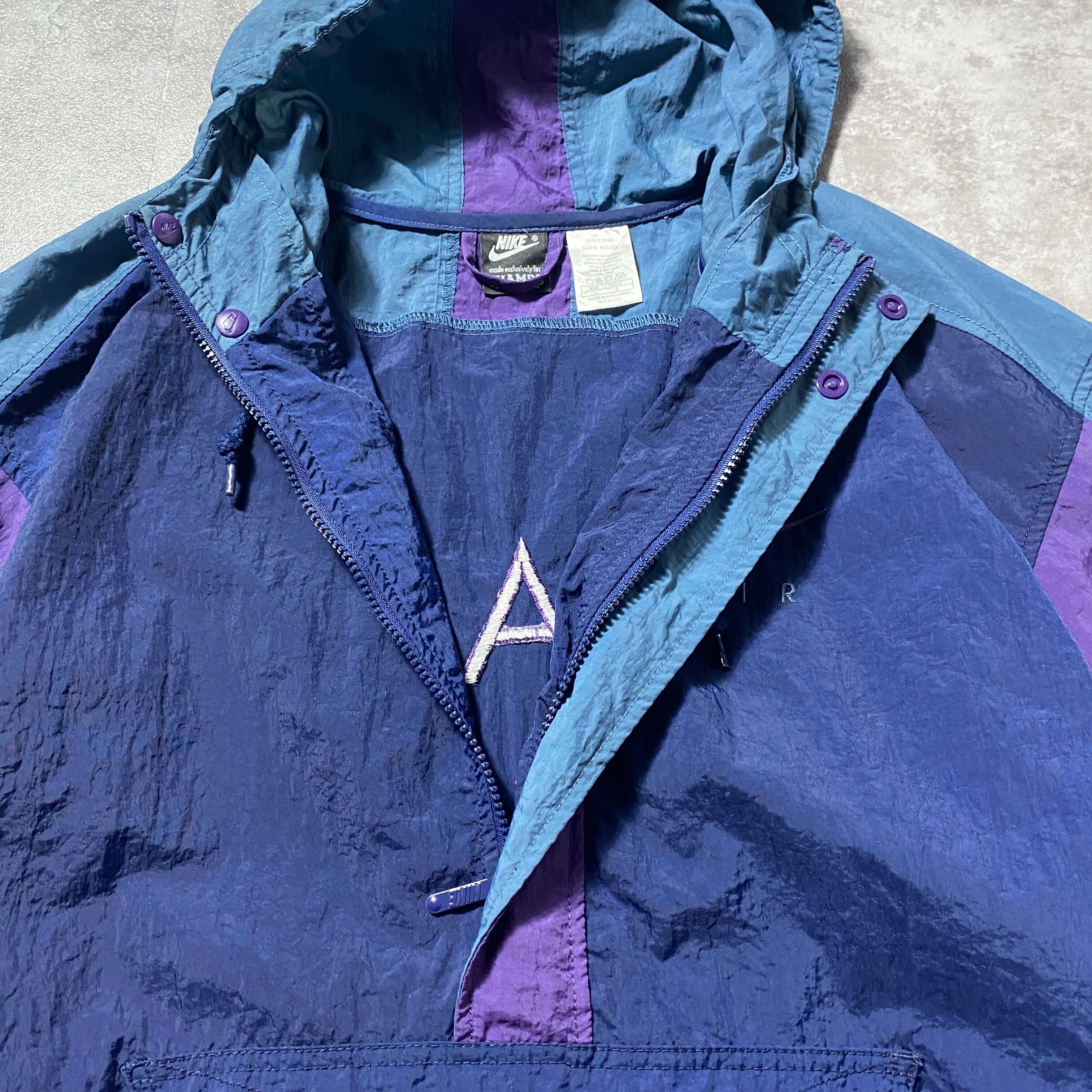 90's NIKE CHAMPS SPORTSタグ ナイキ スウォッシュ 刺繍ロゴ ハーフ