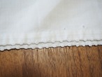 丸い縁飾り　テーブルマット（穴・シミあり） 画像8