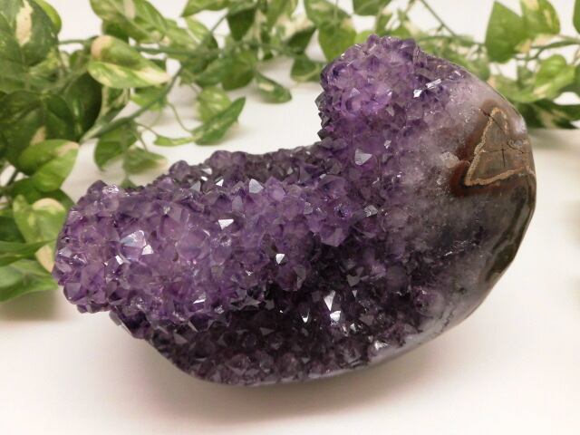 【送料無料】【高品質】 ウルグアイ産アメジスト no.2