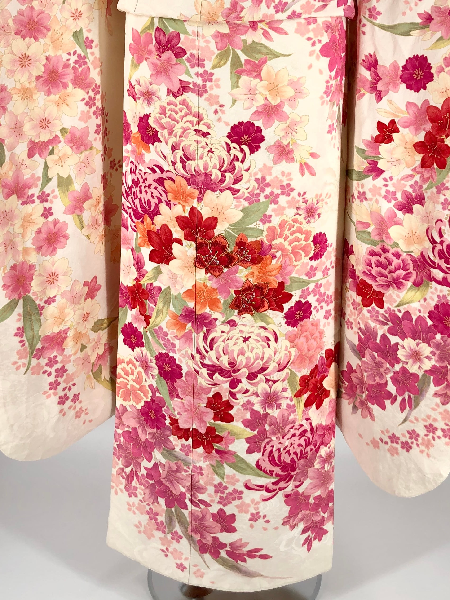 振袖レンタル フルセット 白地牡丹桜菊花文 MLサイズ 018 振袖レンタル フルセット 白地牡丹桜菊花文 MLサイズ 018