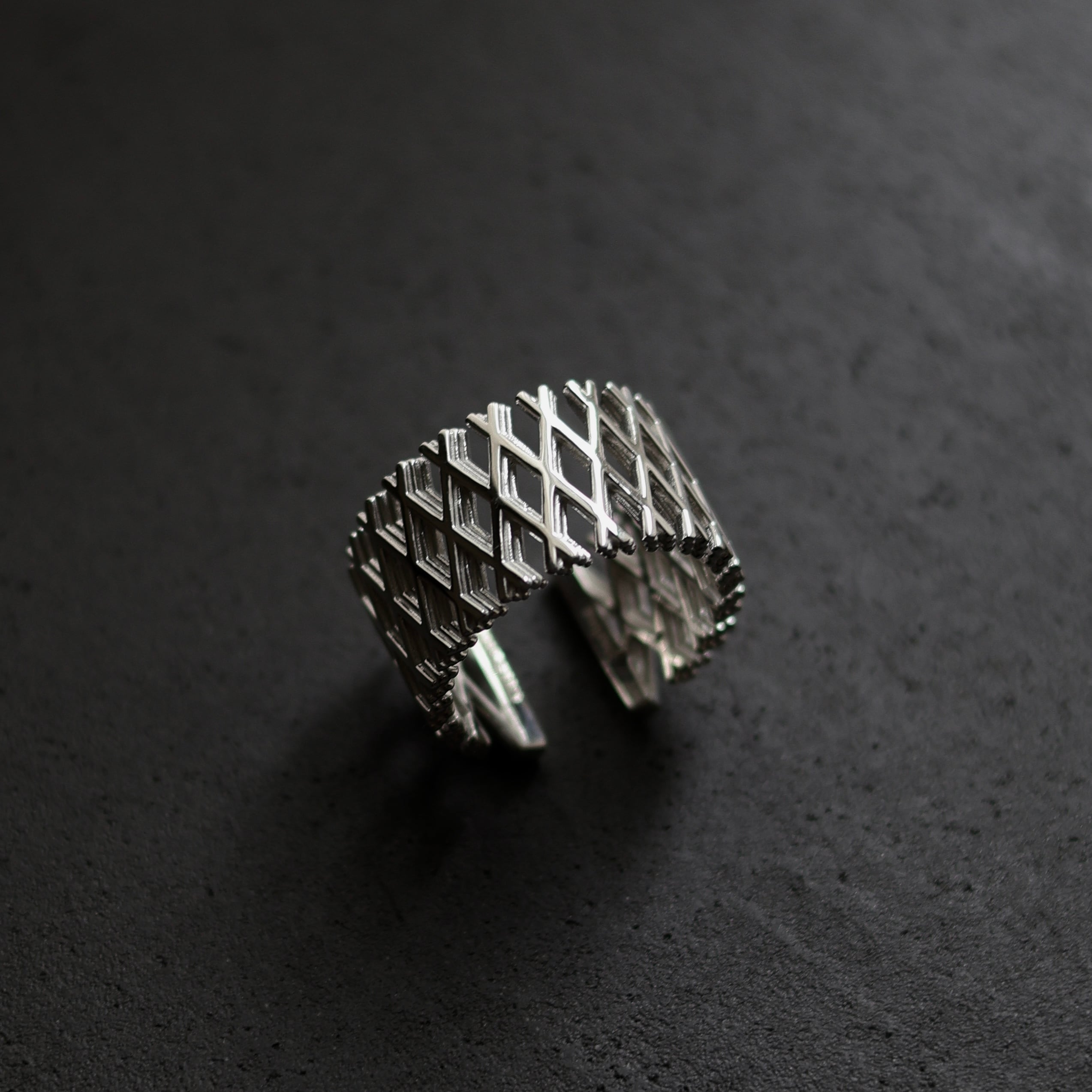 Ring | unsung