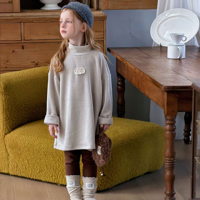 冬布パッチデザインロングＴシャツ