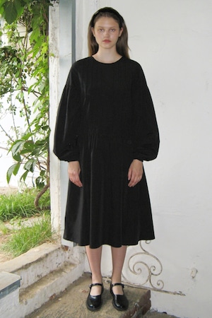 [SINOON] TUCK SHIRRING DRESS (BLACK)  正規品 韓国ブランド 韓国通販 韓国代行 韓国ファッション シヌン シヌーン