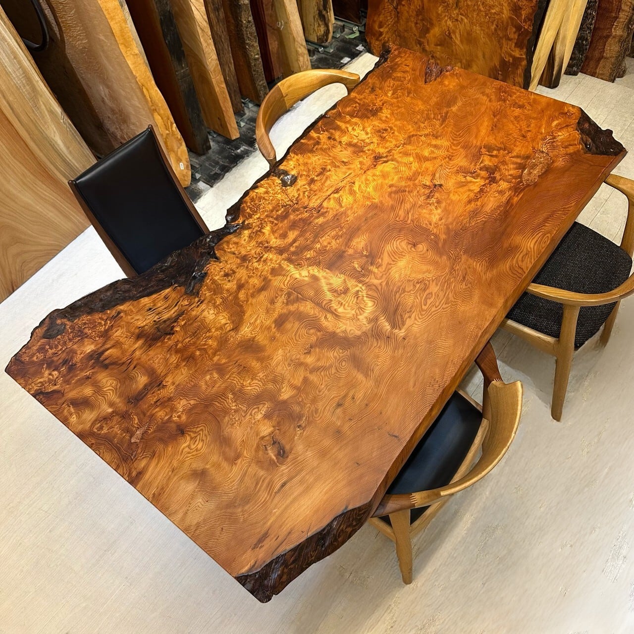 そうちゃん　ダイニングテーブル　一枚板 S__4399116_0-Edit_1024x1024.