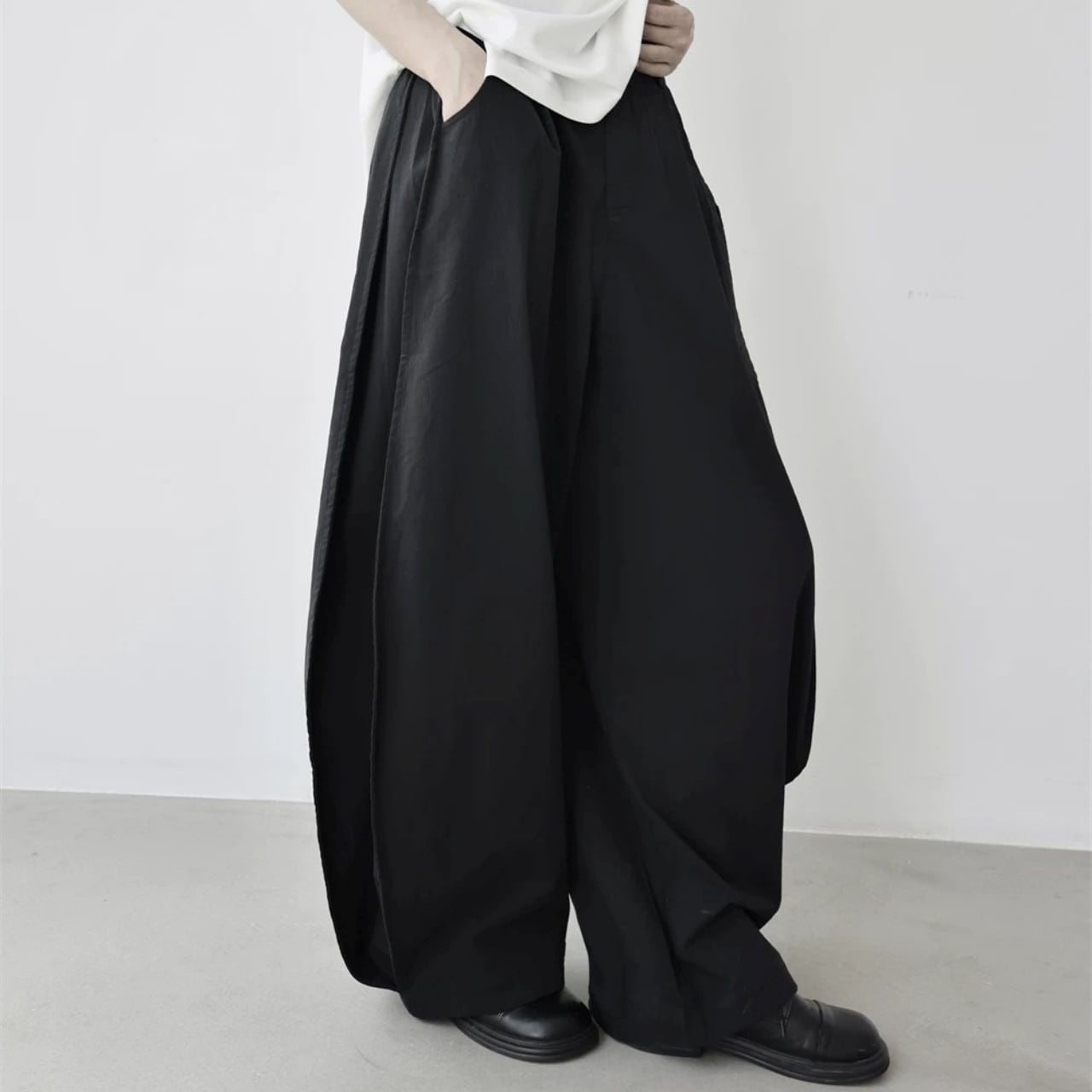 Draped Balloon Pants 01422