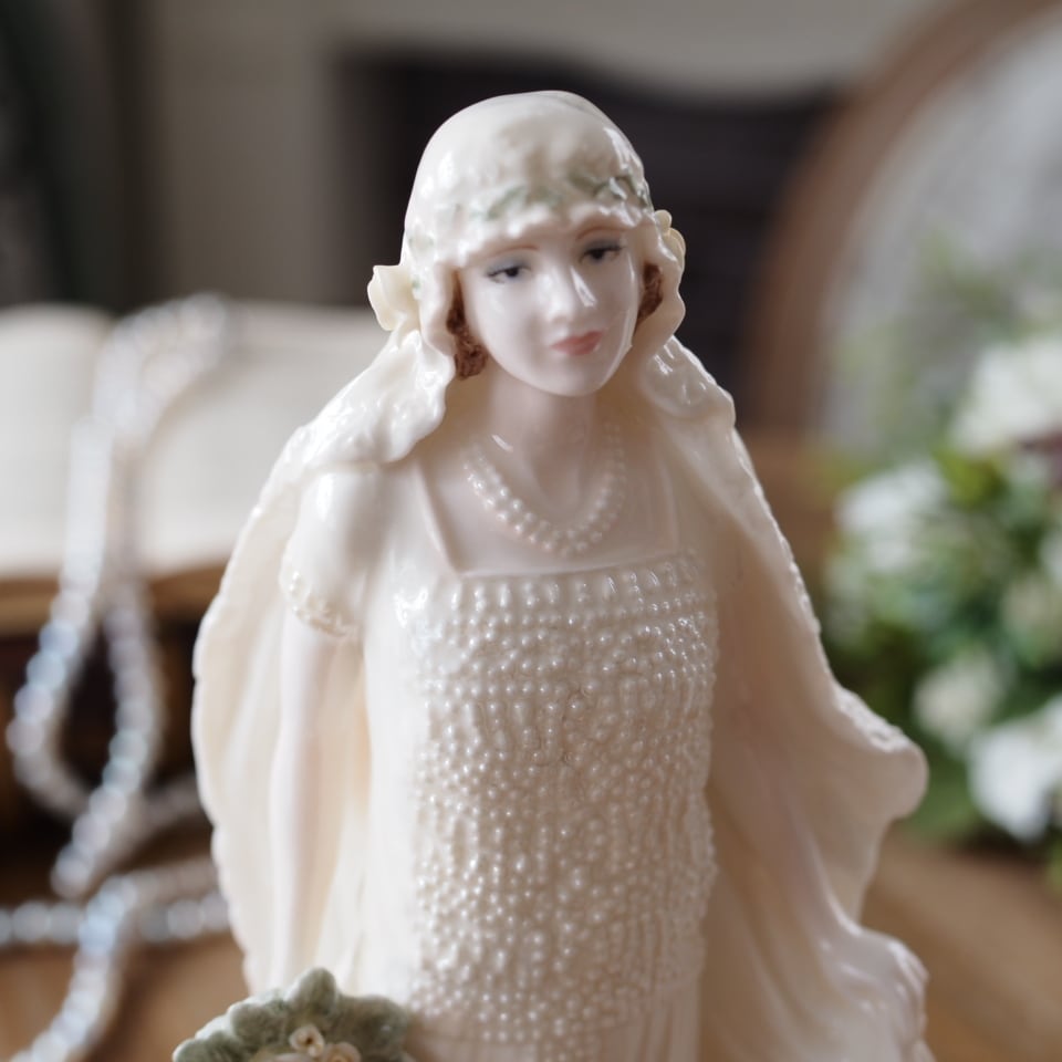 英国コールポート フィギュリン Queen Elizabeth The Queen Mother
