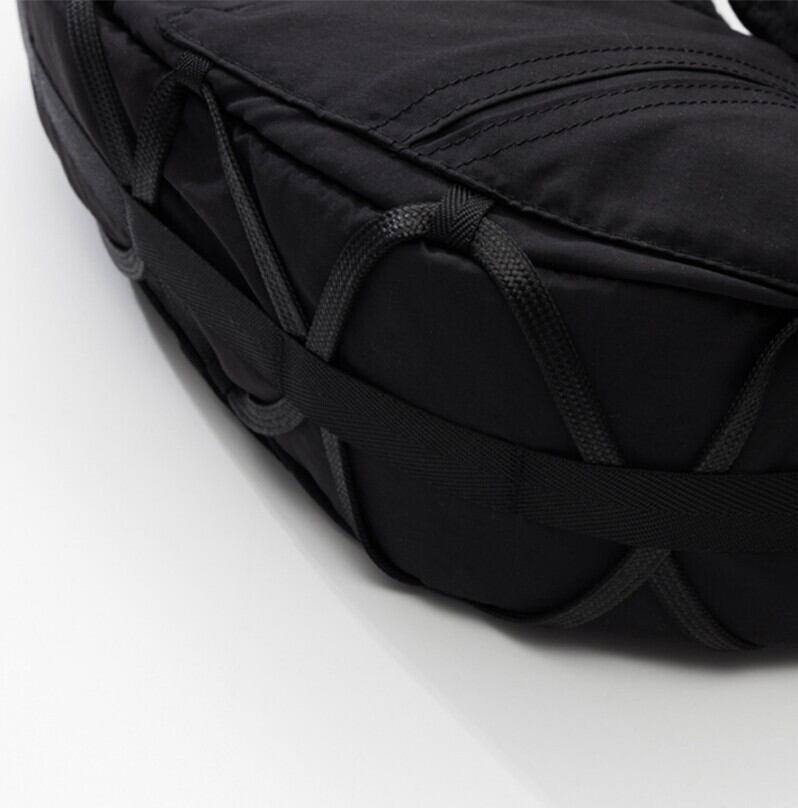 ☆BOYNEXTDOOR ウナク 着用！！【IUGAMAKARAS】Taped Shoulder Bag