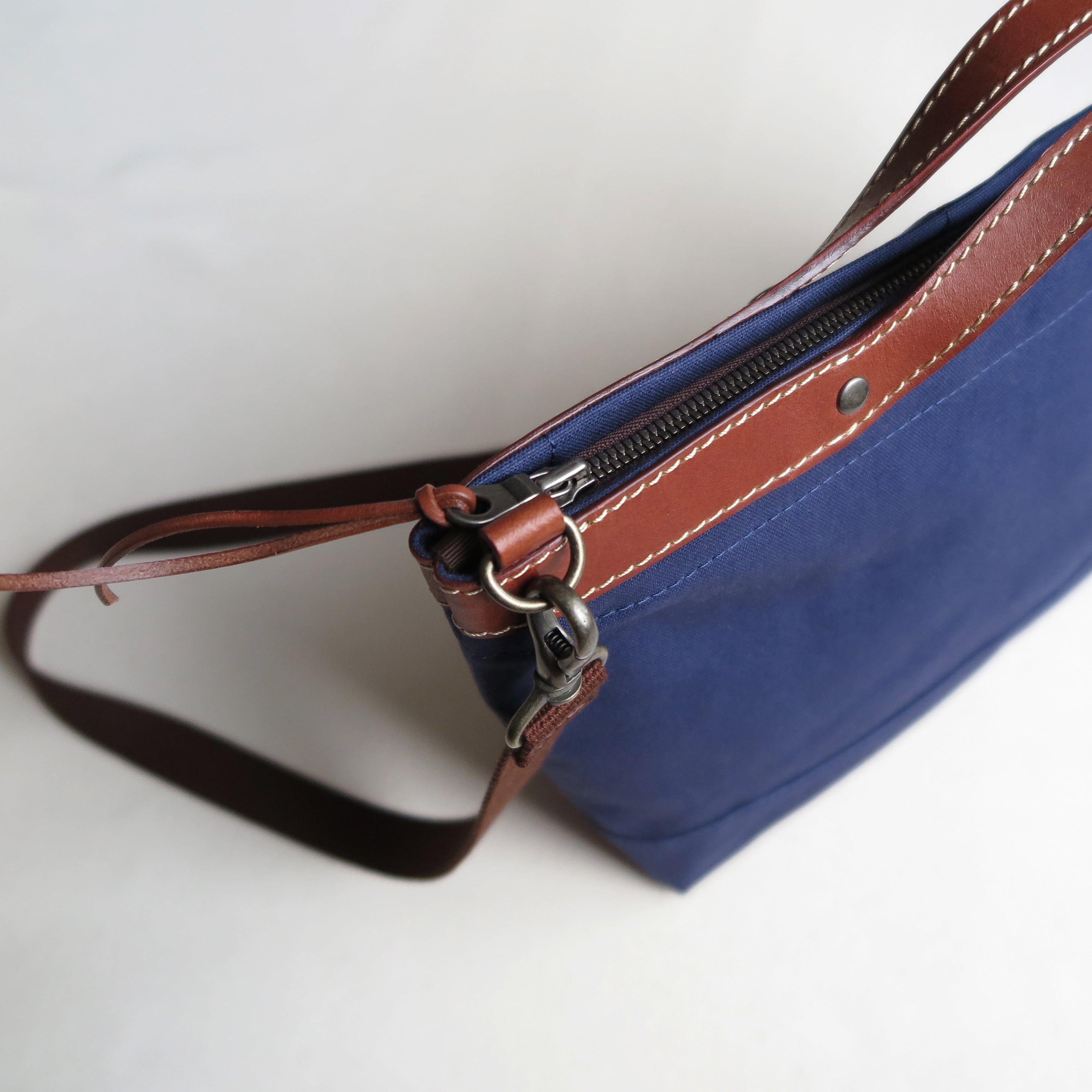 Paraffin canvas 2WAY (tote & Shoulder) bag 「advantage」NAVY